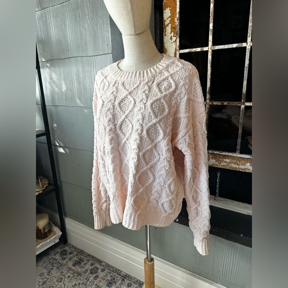 POL NEVER TOO COZY CABLE KNIT SWEATER IN LIGHT PINK - Picture 2 of 5